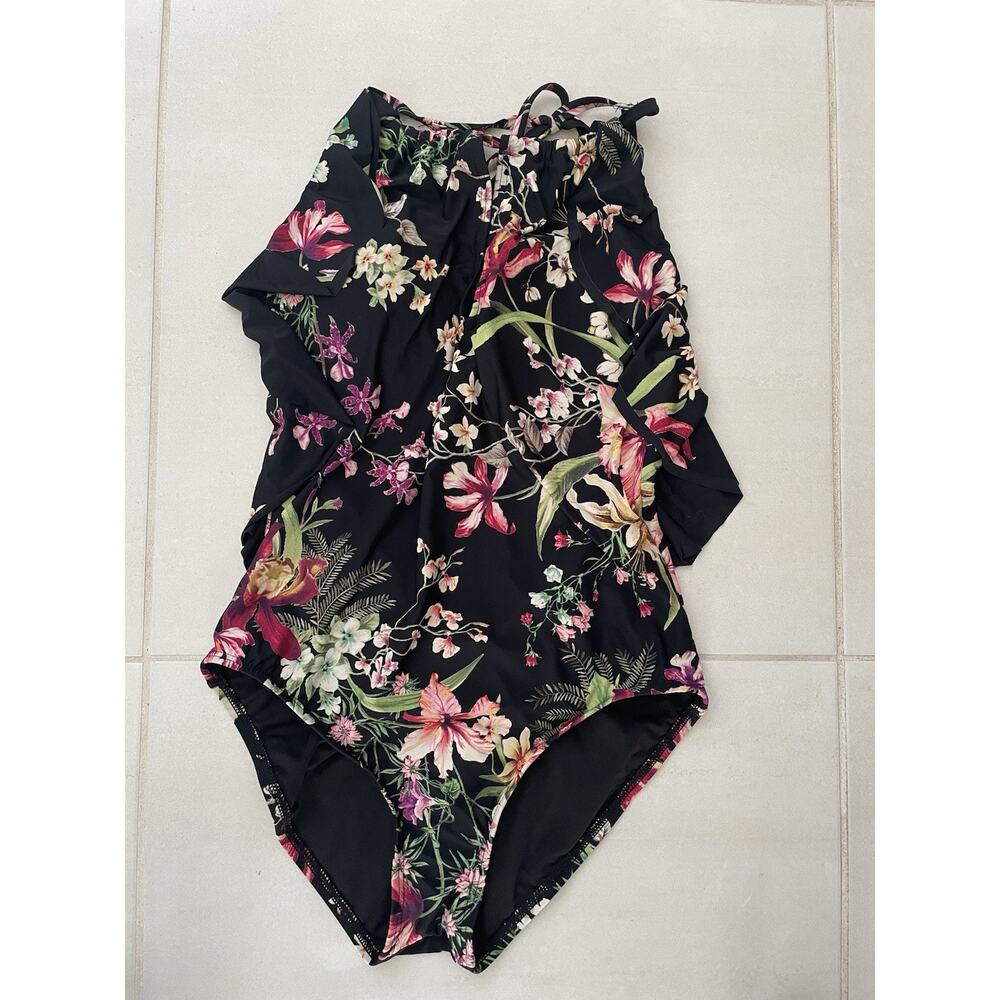 Carmen Marc Valvo Swimsuit One Piece Swimwear Floral Ruffled Swim